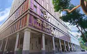 Royal Dragon Hotel